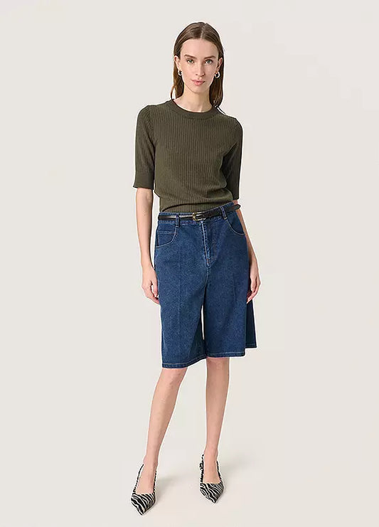 Spina Tee