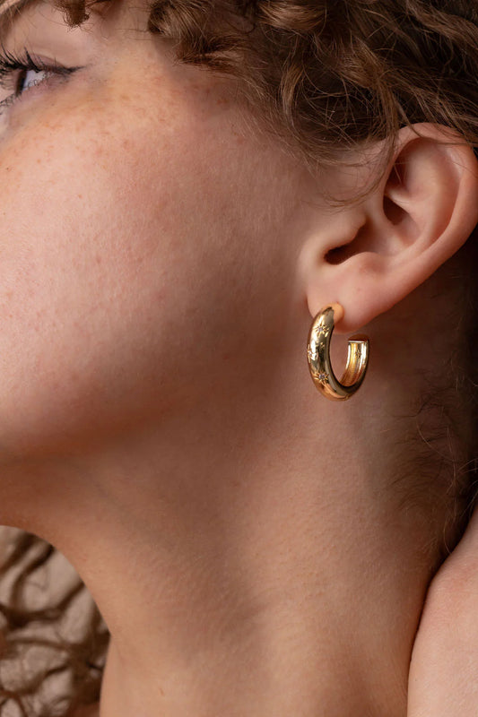 Astrid Hoops